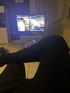 Snapshot of geilheit12 chatting on March 9, 10:14 pm geilheit12 online show from March 9, 10:14 pm