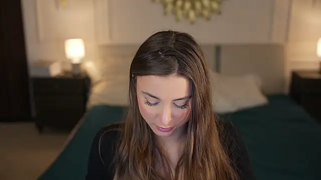 Luna secretgirl online show from December 16, 8:19 am