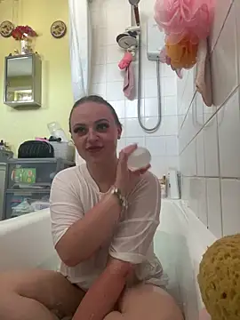 Snapshot of SexySashaxox chatting on May 22, 2:12 pm SexySashaxox online show from May 22, 2:12 pm
