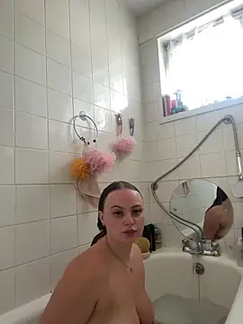 Snapshot of SexySashaxox chatting on May 30, 2:36 pm SexySashaxox online show from May 30, 2:36 pm