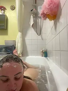 Snapshot of SexySashaxox chatting on June 16, 7:38 pm SexySashaxox online show from June 16, 7:38 pm