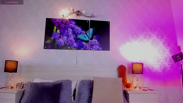 JenniferAuriston online show from October 15, 8:42 pm