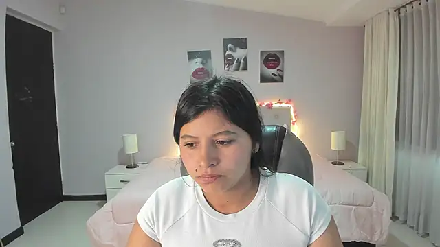 Snapshot of Miss_Cataleya__ chatting on June 15, 11:34 am Miss Cataleya online show from June 15, 11:34 am