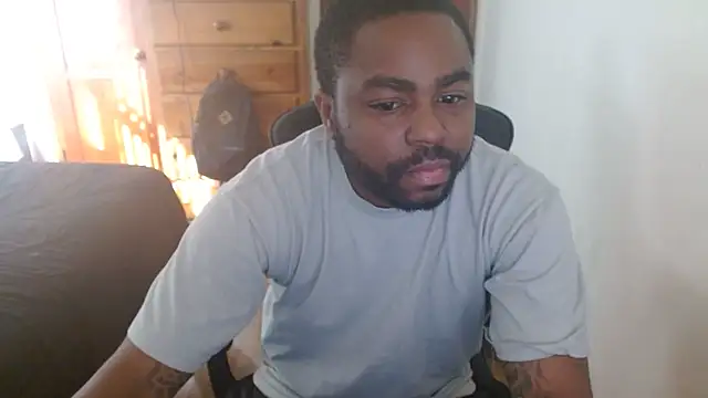 Breadwinnah online show from October 11, 4:38 pm