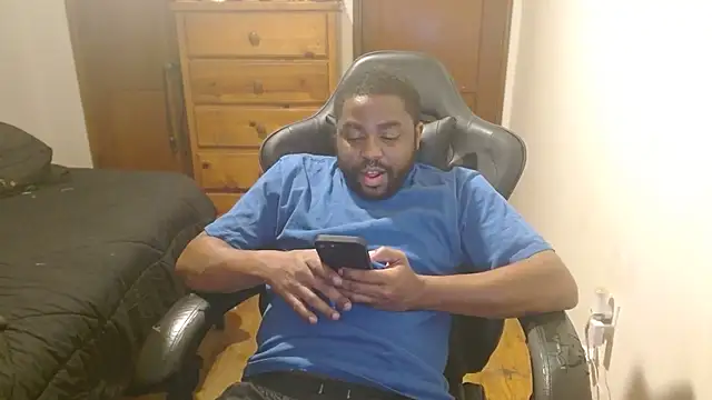 Breadwinnah online show from October 24, 3:03 am