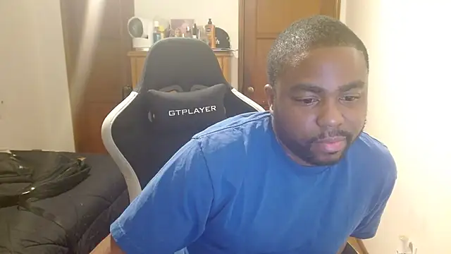 Breadwinnah online show from December 2, 4:40 am