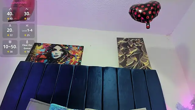 Annie switt online show from November 27, 4:03 am