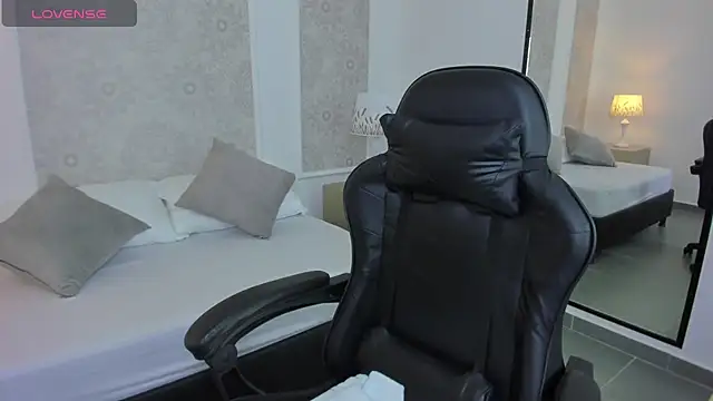 altair mori online show from December 4, 12:25 pm