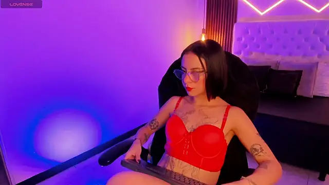 ZamabyCrucie online show from December 14, 6:56 pm