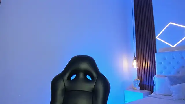 ZamabyCrucie online show from January 15, 12:04 am