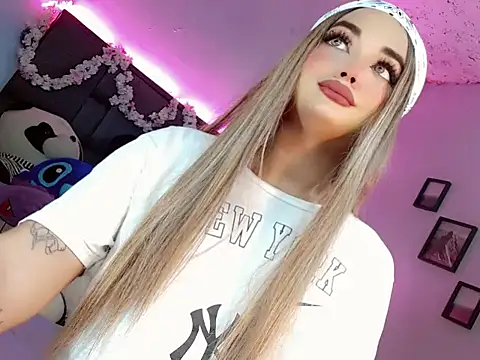 Snapshot of kattie_Sweet_ chatting on October 26, 12:49 am kattie Sweet  online show from October 26, 12:49 am