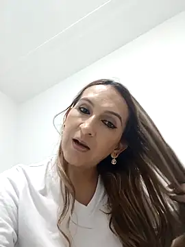 Snapshot of alanastones-19 chatting on October 10, 4:22 am alanastones-19 online show from October 10, 4:22 am