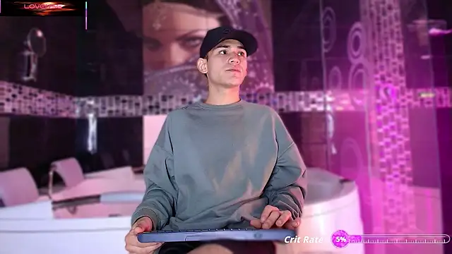 Snapshot of alessandro_musk chatting on February 5, 10:03 pm alessandro musk online show from February 5, 10:03 pm