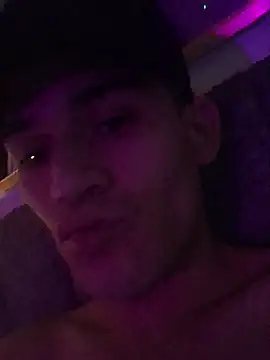 Snapshot of alessandro_musk chatting on February 23, 9:56 pm alessandro musk online show from February 23, 9:56 pm