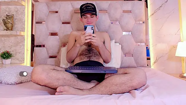 Snapshot of alessandro_musk chatting on June 23, 8:56 am alessandro musk online show from June 23, 8:56 am