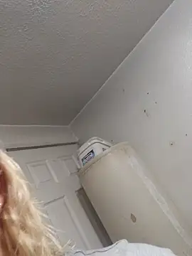 Snapshot of toomuchofafreak chatting on October 3, 5:04 am toomuchofafreak online show from October 3, 5:04 am