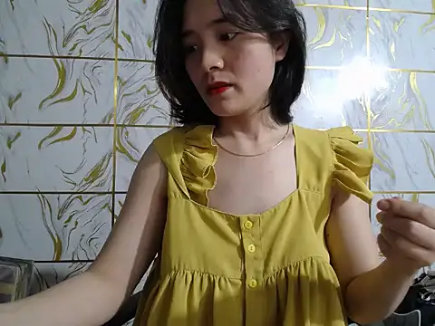 Lyzizi lovely09 online show from May 2, 6:51 am