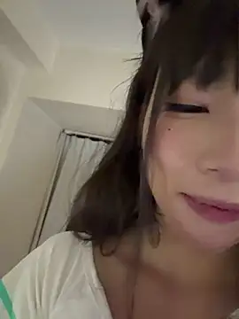 Snapshot of Yiyi-707 chatting on April 17, 2:53 pm Yiyi-707 online show from April 17, 2:53 pm