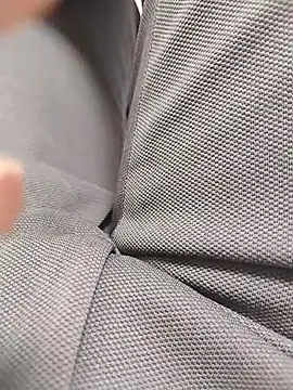 Snapshot of themasklover chatting on February 26, 8:35 am themasklover online show from February 26, 8:35 am