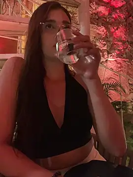 samaantha lux online show from February 27, 1:49 am