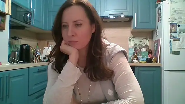 Snapshot of ALICAINWONDERLAND chatting on January 17, 5:49 pm ALICAINWONDERLAND online show from January 17, 5:49 pm