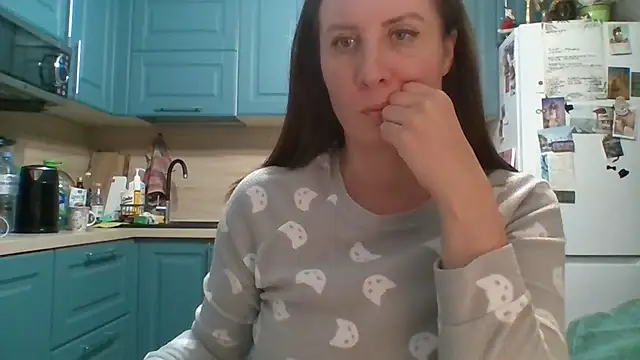 Snapshot of ALICAINWONDERLAND chatting on February 18, 5:53 pm ALICAINWONDERLAND online show from February 18, 5:53 pm