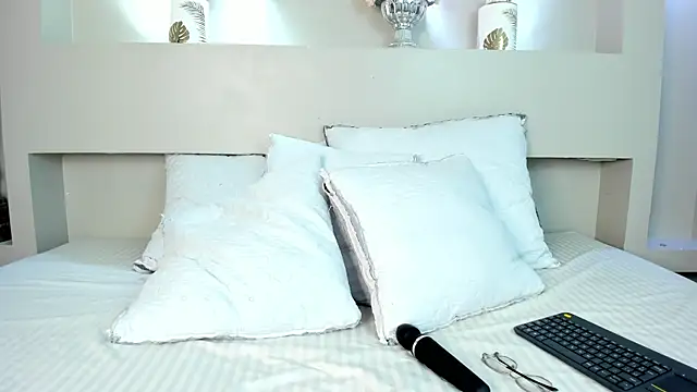 MeryCoors online show from October 28, 1:14 pm