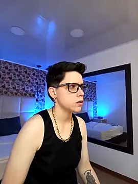 Snapshot of SpencerMontgomery chatting on October 26, 3:29 pm SpencerMontgomery online show from October 26, 3:29 pm