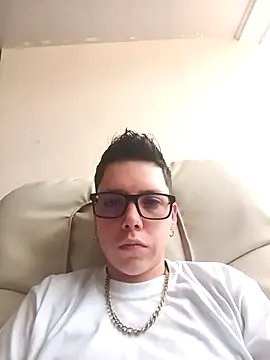 Snapshot of SpencerMontgomery chatting on November 3, 6:20 pm SpencerMontgomery online show from November 3, 6:20 pm