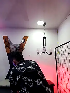 Snapshot of SpencerMontgomery chatting on November 10, 6:40 pm SpencerMontgomery online show from November 10, 6:40 pm