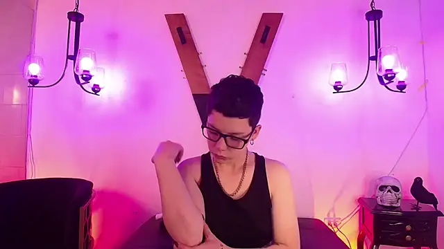 Snapshot of SpencerMontgomery chatting on November 20, 7:13 pm SpencerMontgomery online show from November 20, 7:13 pm