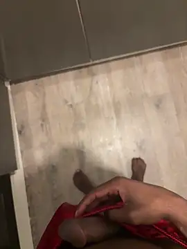 Trhge253 online show from March 10, 11:43 pm