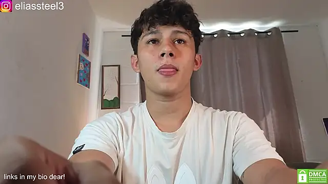 Snapshot of elias_steel1 chatting on May 13, 2:14 pm elias steel1 online show from May 13, 2:14 pm