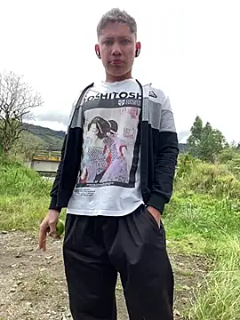 elfernh online show from January 13, 3:39 pm