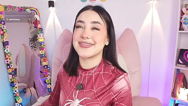 justonecute online show from April 11, 2:16 am