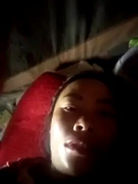 Snapshot of CoMay003 chatting on November 8, 2:01 am CoMay003 online show from November 8, 2:01 am