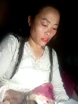 Snapshot of CoMay003 chatting on November 16, 1:49 pm CoMay003 online show from November 16, 1:49 pm