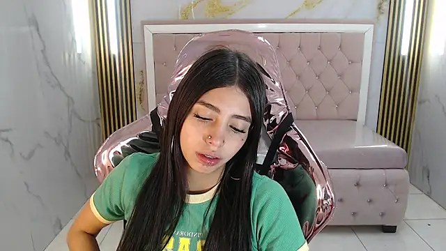 Snapshot of alehp_rose_s chatting on November 28, 1:03 pm alehp rose s online show from November 28, 1:03 pm