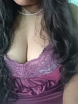 Snapshot of Anjali-bhabhi chatting on June 22, 4:31 am Anjali-bhabhi online show from June 22, 4:31 am