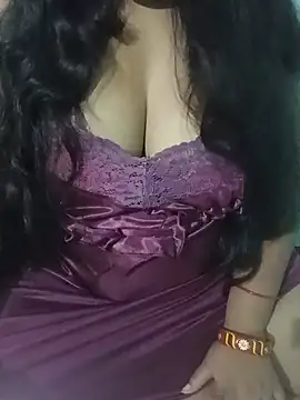 Snapshot of Anjali-bhabhi chatting on July 28, 8:21 am Anjali-bhabhi online show from July 28, 8:21 am