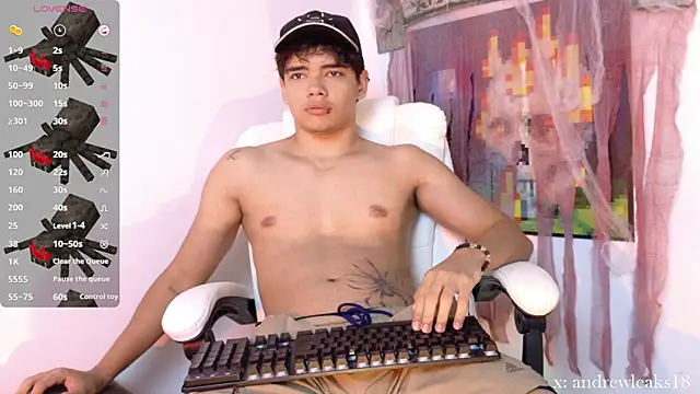 an drew18 online show from October 31, 1:56 pm