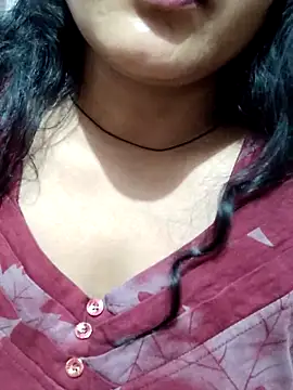 Snapshot of spicysuhana chatting on June 9, 11:27 pm spicysuhana online show from June 9, 11:27 pm
