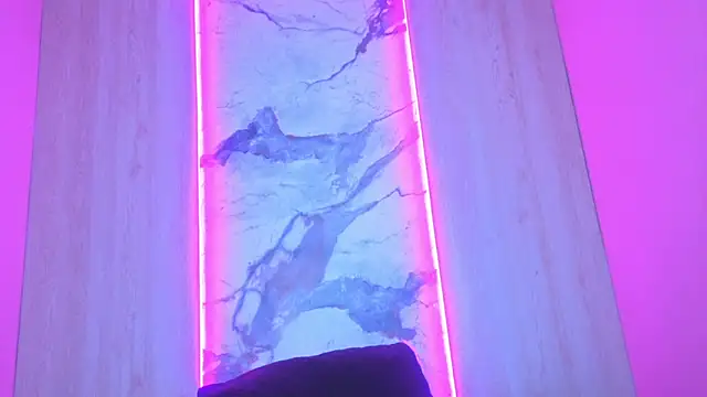 Cristal hott1 online show from February 3, 8:03 pm