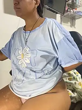 Snapshot of AfricaMart chatting on October 10, 2:10 am AfricaMart online show from October 10, 2:10 am