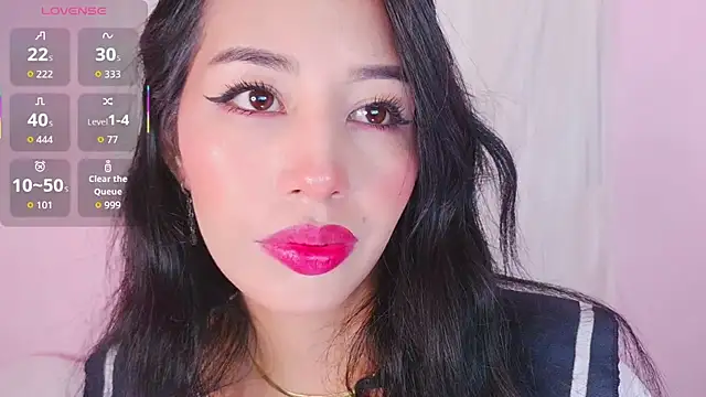 Miss Charlottet online show from April 29, 8:59 pm