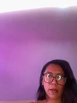 Snapshot of princesaliay chatting on September 10, 8:53 pm princesaliay online show from September 10, 8:53 pm