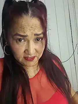 Snapshot of linda_luna29 chatting on June 7, 4:16 am linda luna29 online show from June 7, 4:16 am