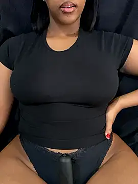 Snapshot of Sipsdoll chatting on January 8, 7:21 am Sipsdoll online show from January 8, 7:21 am