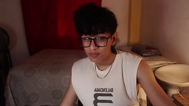 sung yol online show from November 22, 6:18 pm