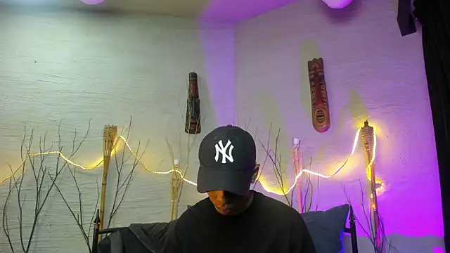 AlanCutee online show from February 9, 11:47 am